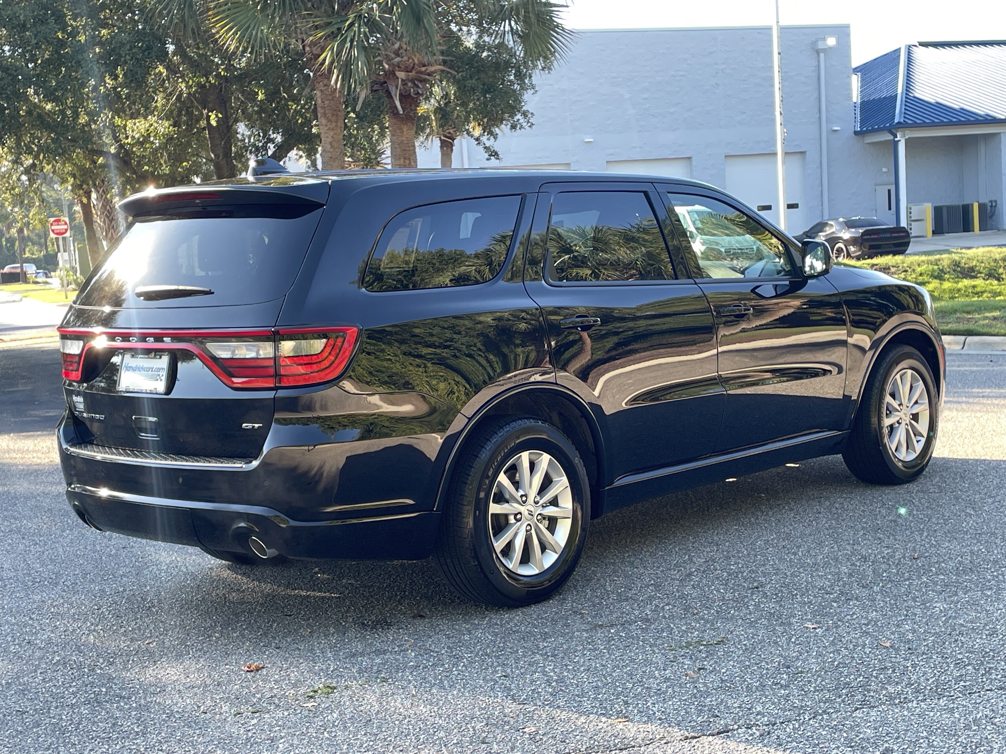 Used 2025 Dodge Durango GT RWD image 8