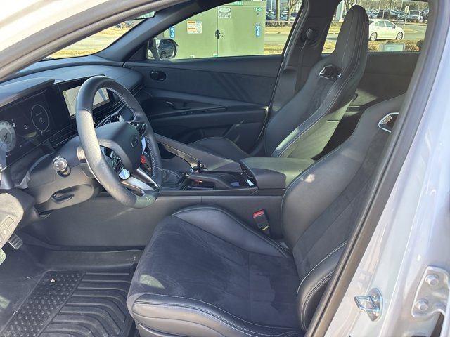 Used 2025 Hyundai Elantra N image 13
