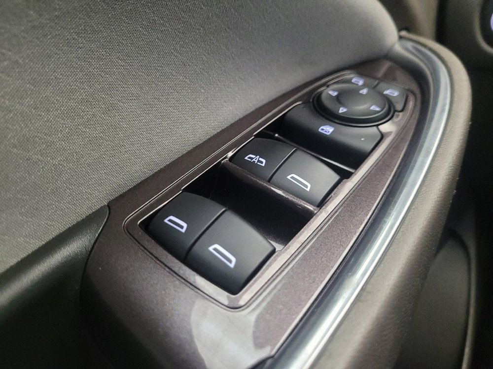 Used 2020 Chevrolet Malibu LT FWD image 27