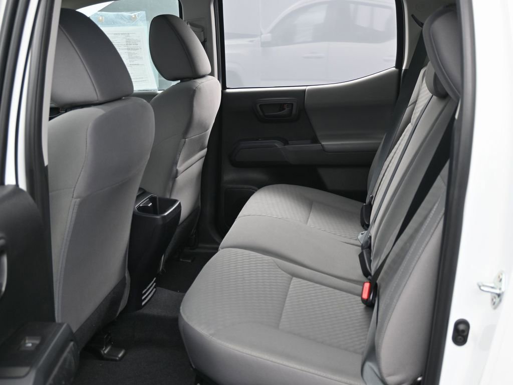 Used 2022 Toyota Tacoma SR w/ SR Convenience Package image 28