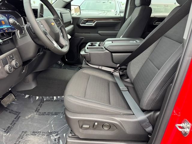 Used 2025 Chevrolet Silverado 1500 LT w/ Convenience Package II RWD image 13