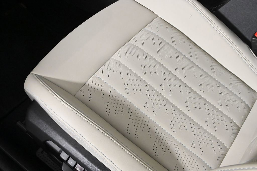 Certified 2025 MINI Cooper S image 27