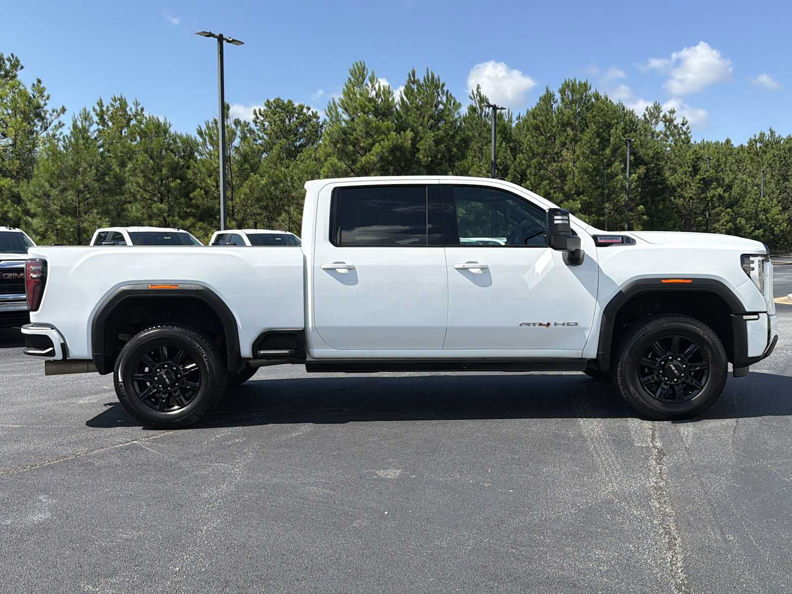 Used 2025 GMC Sierra 2500 AT4 w/ AT4 Premium Plus Package AWD/4WD image 38