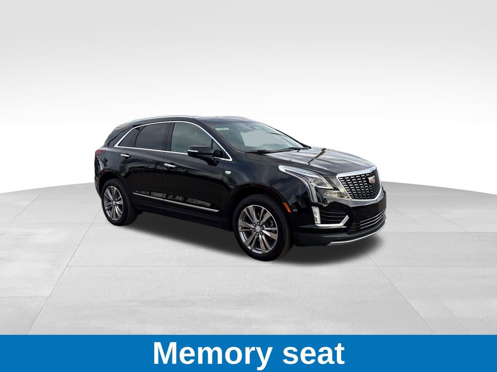 Used 2025 Cadillac XT5 Premium Luxury image 8