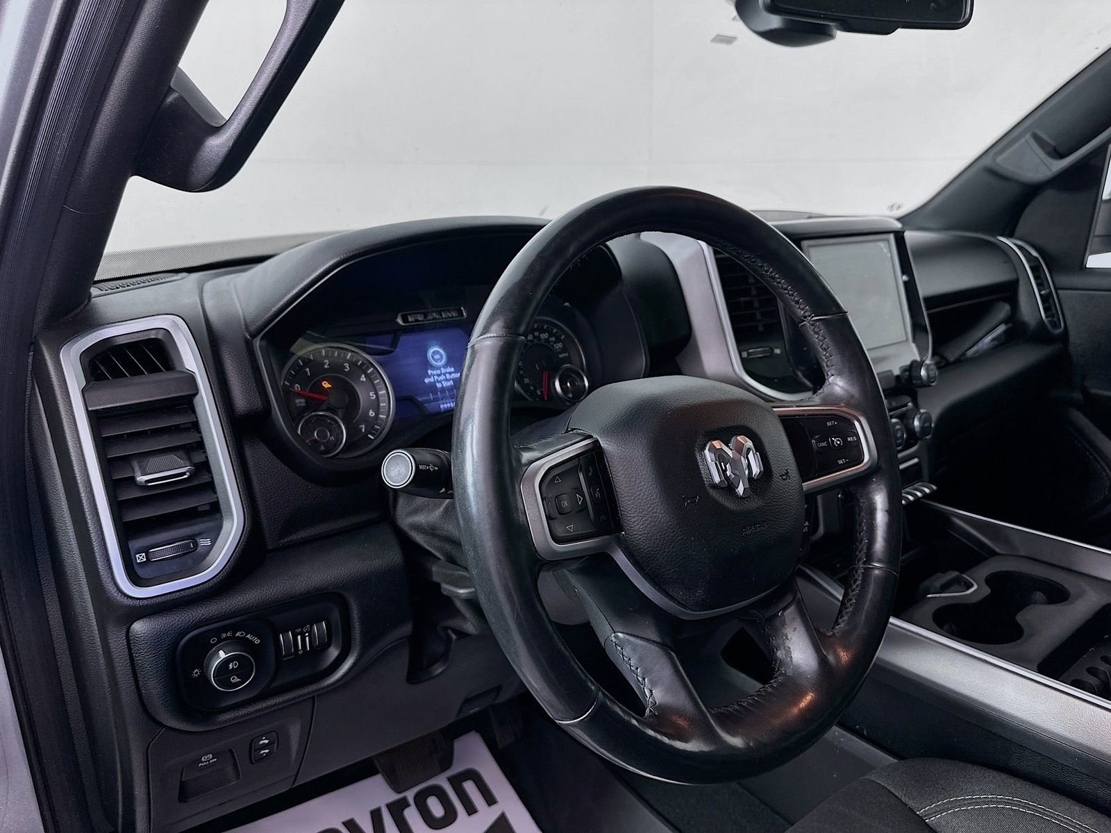 Used 2019 RAM 1500 Big Horn AWD/4WD image 9