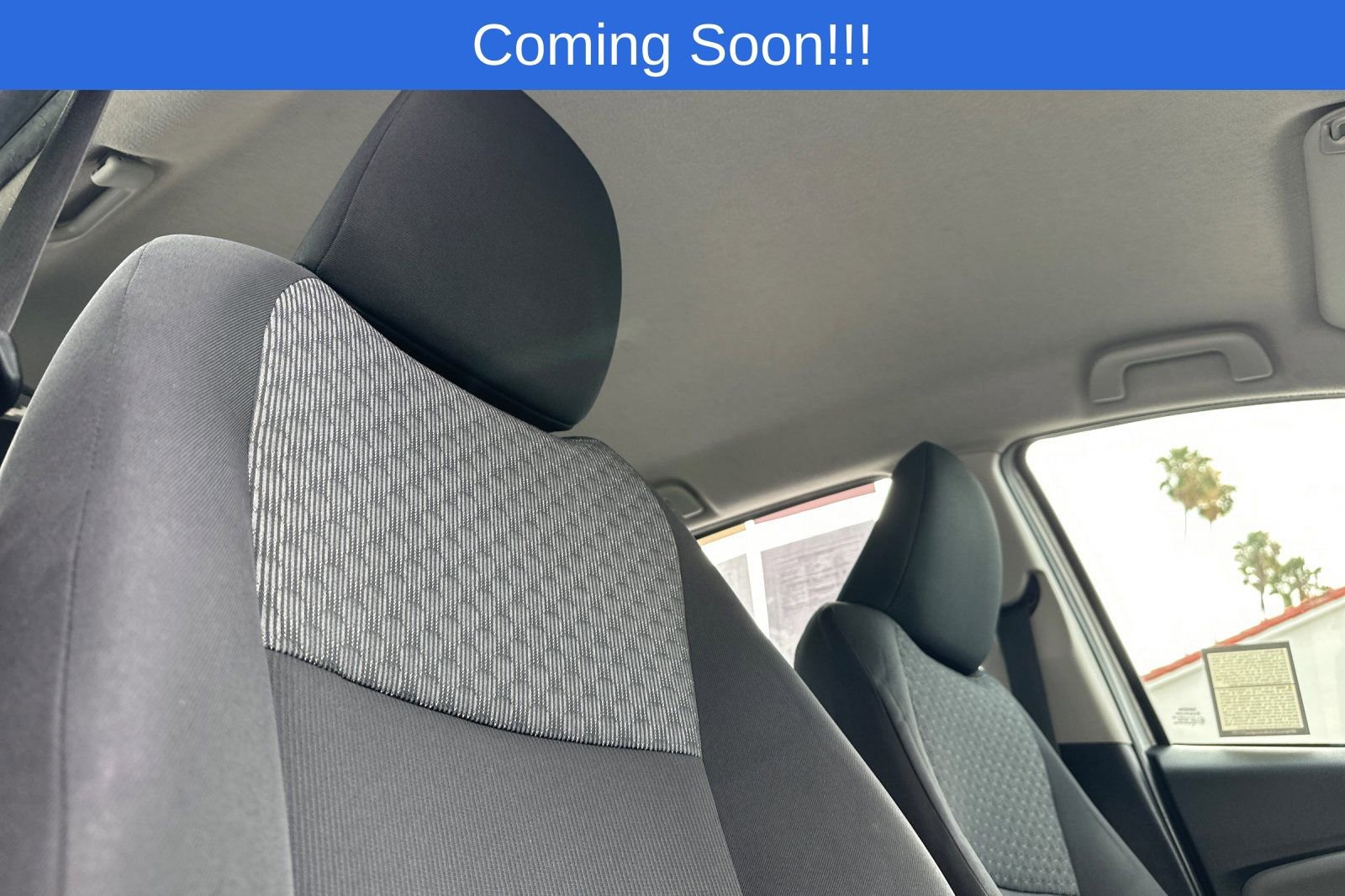 Used 2015 Toyota Yaris L image 18