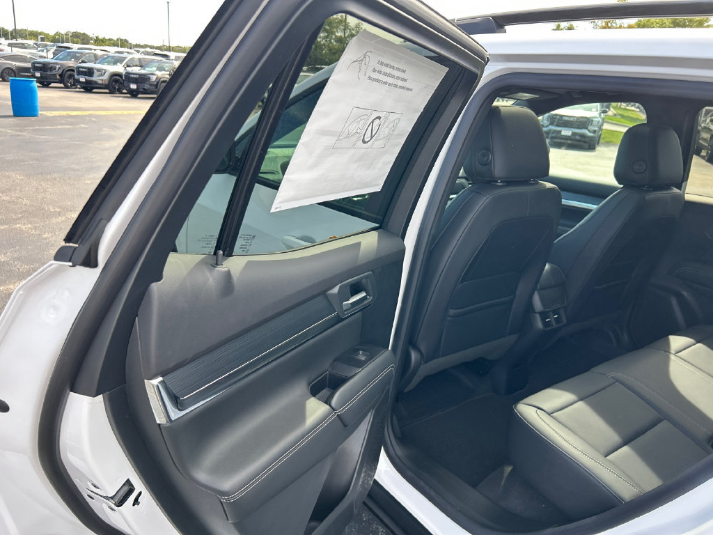 New 2027 GMC Terrain Elevation w/ Elevation Premium Package AWD/4WD image 33