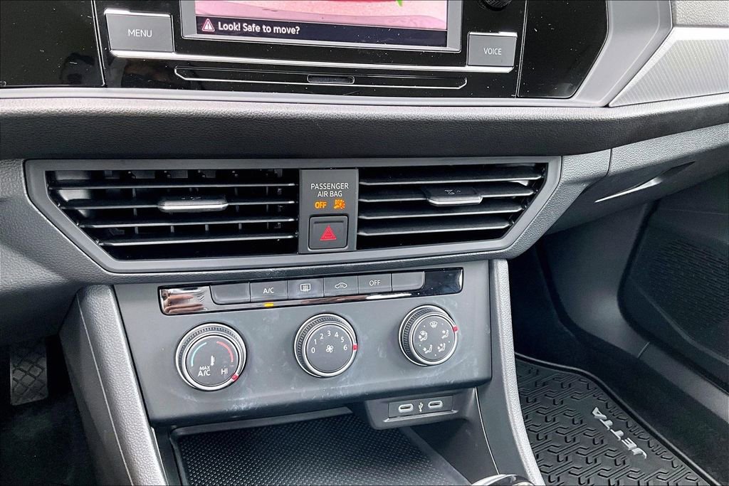 Certified 2024 Volkswagen Jetta S image 16