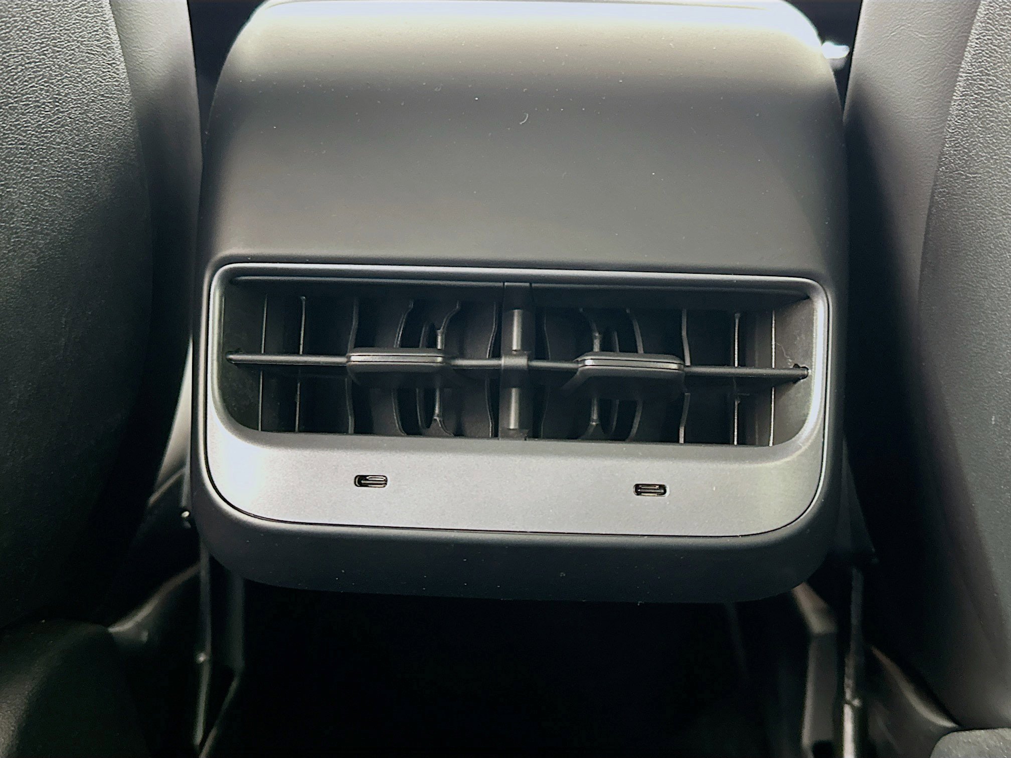 Used 2023 Tesla Model Y Long Range image 27