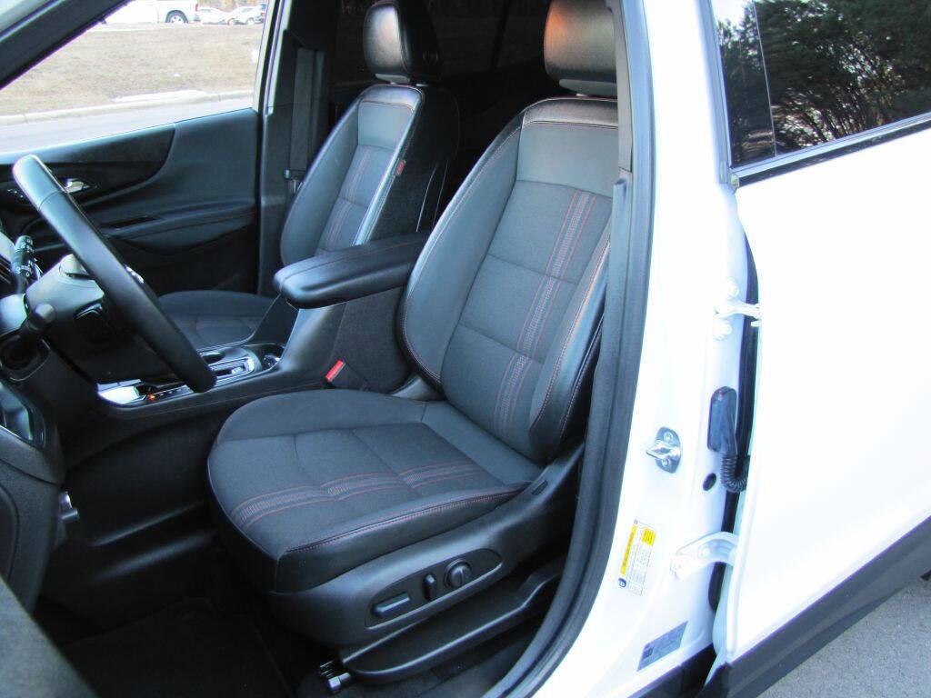 Used 2024 Chevrolet Equinox RS image 23