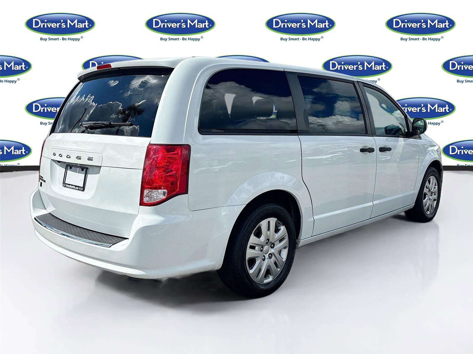 Used 2019 Dodge Grand Caravan SE FWD image 7