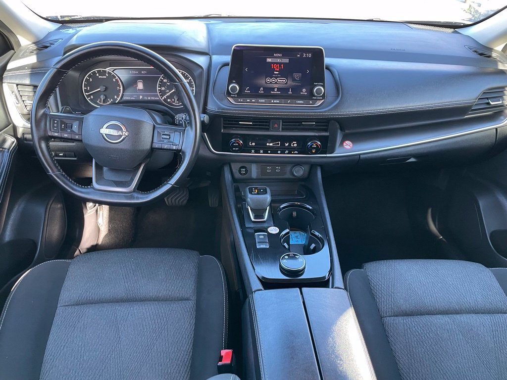 Certified 2025 Nissan Rogue SV AWD/4WD image 13