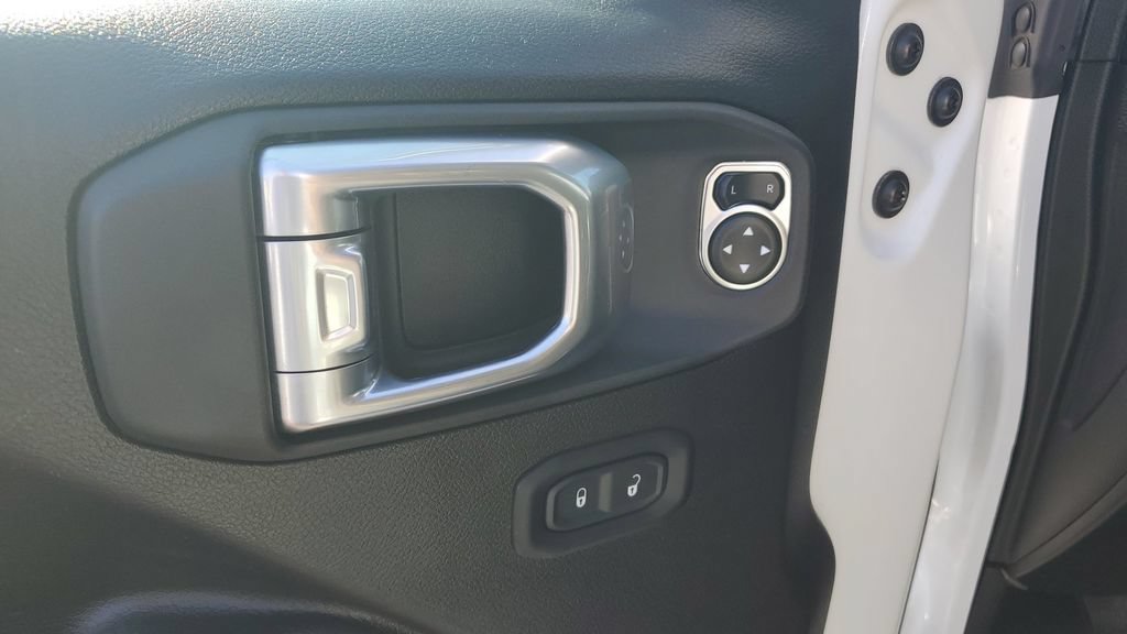Used 2024 Jeep Wrangler Unlimited Rubicon AWD/4WD image 20
