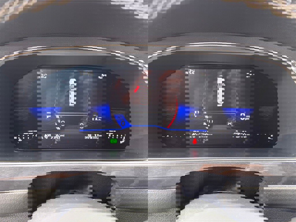 Used 2023 Volkswagen Tiguan SE image 16