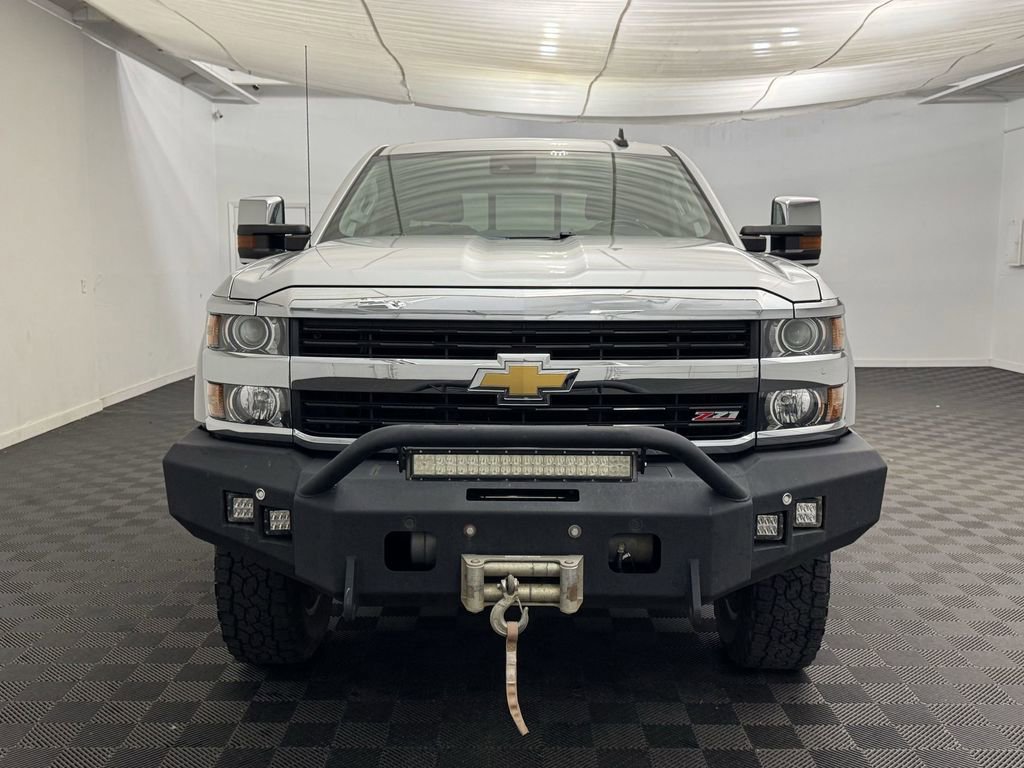 Used 2017 Chevrolet Silverado 3500 LTZ image 5