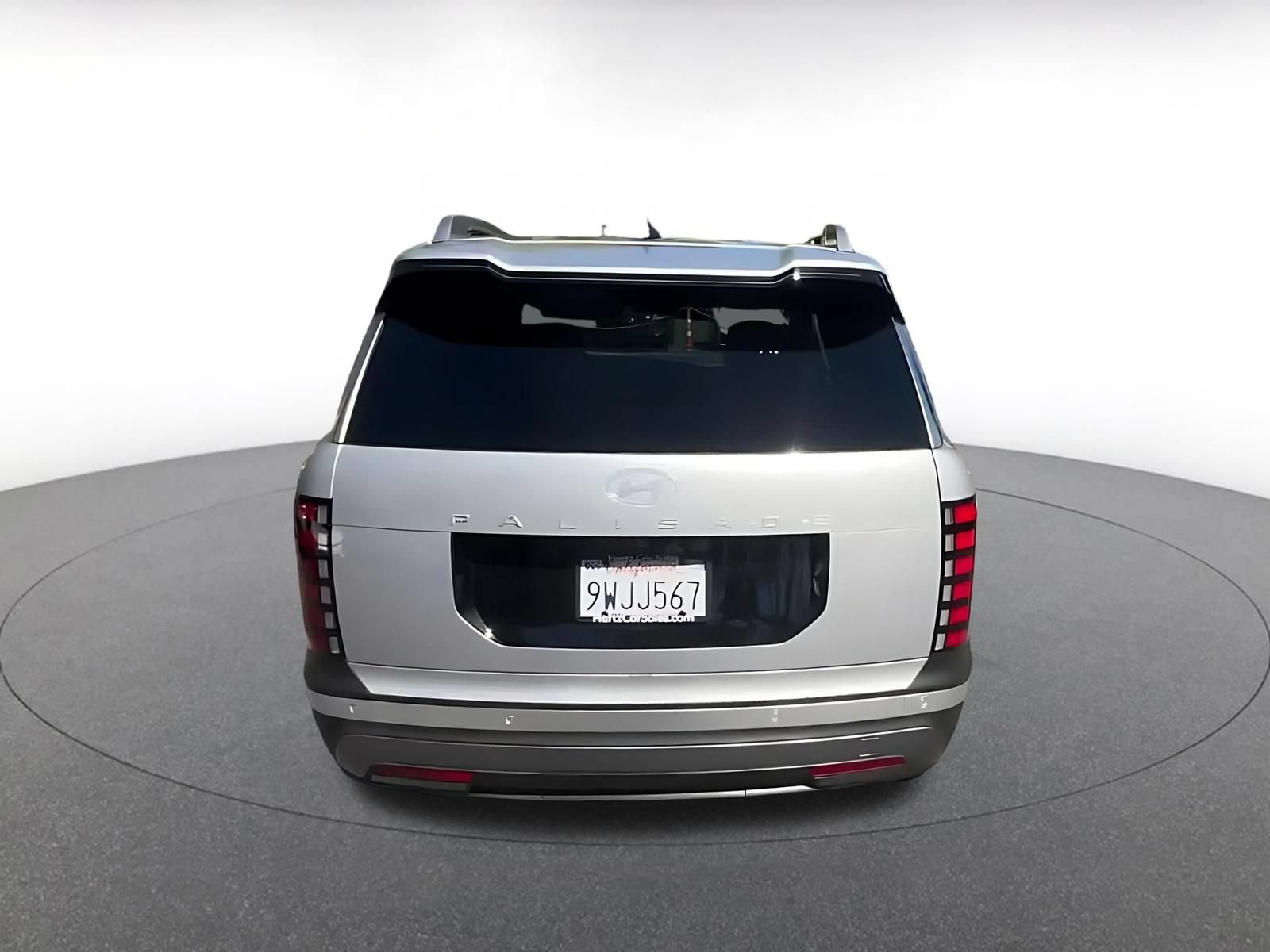 Used 2026 Hyundai Palisade SEL FWD image 12