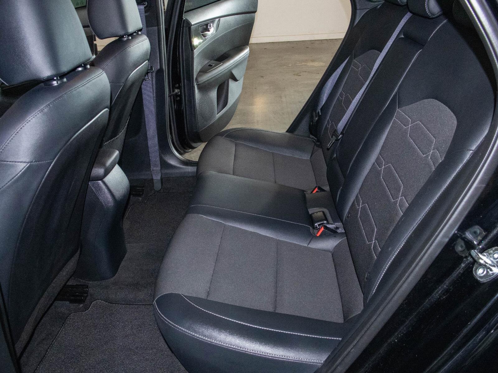 Used 2024 Kia Forte GT-Line image 14