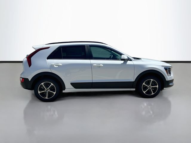 New 2026 Kia Niro LX FWD image 8