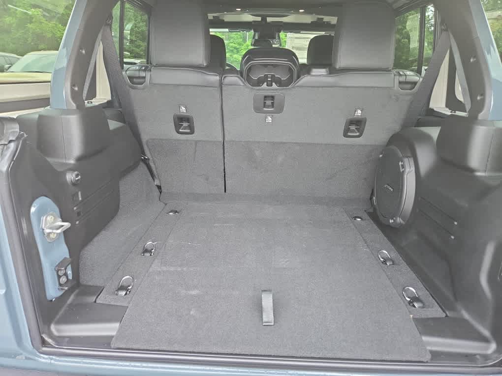 New 2026 Jeep Wrangler Unlimited Sahara AWD/4WD image 25