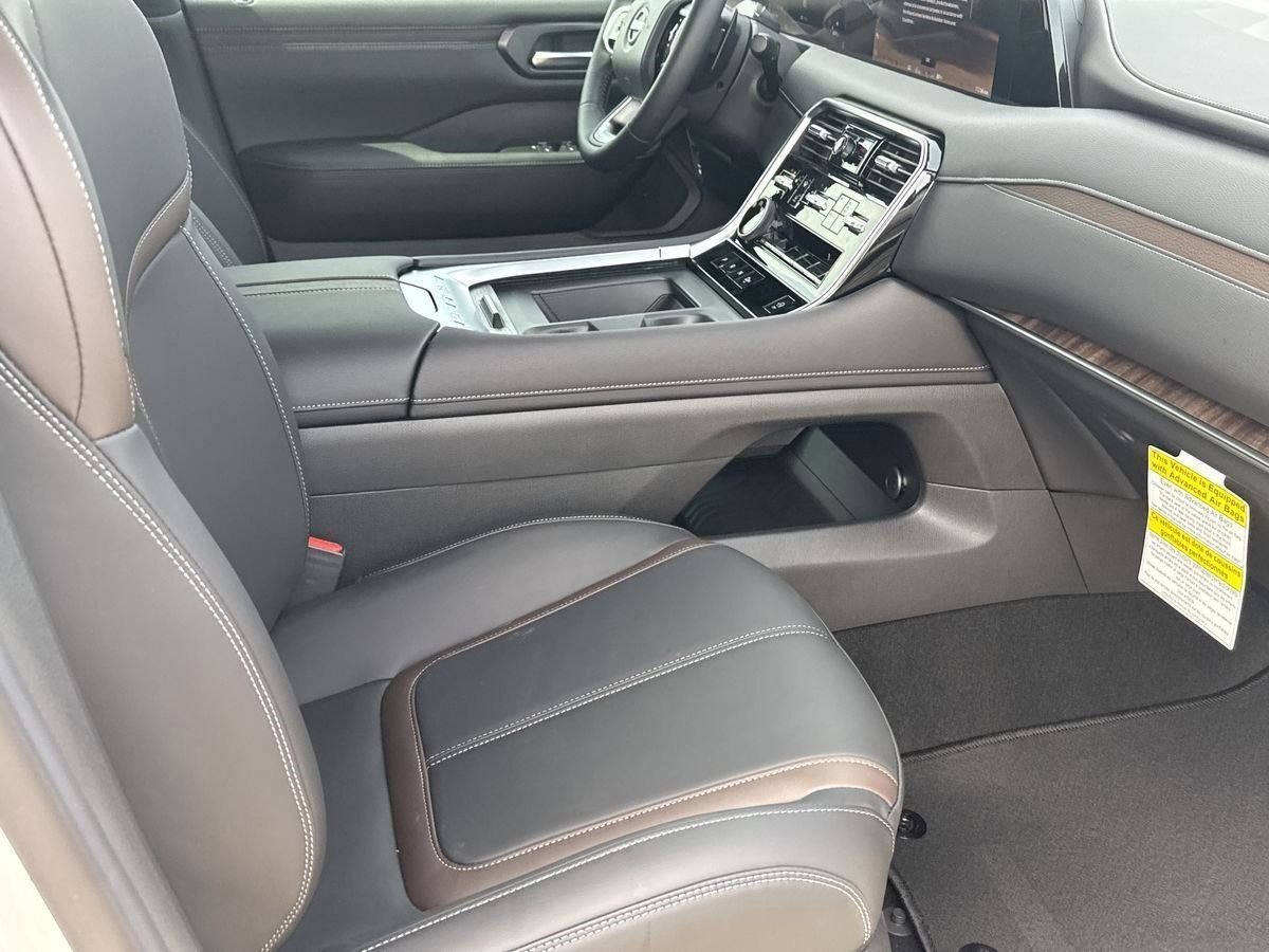 New 2026 Nissan Armada SL w/ Captain's Chari Seat Package image 9