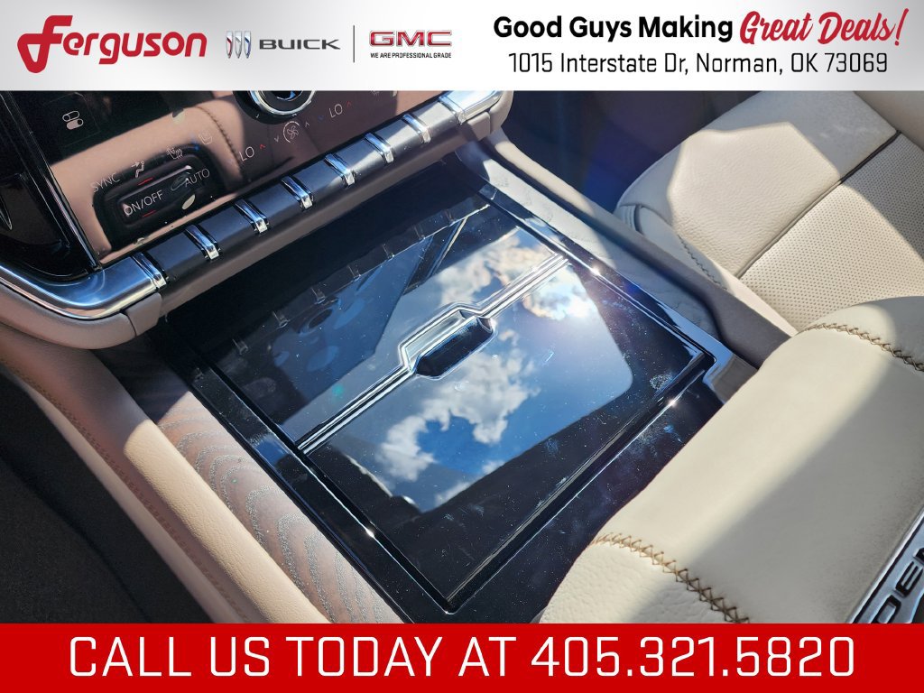 New 2026 GMC Yukon Denali w/ Denali Reserve Package AWD/4WD image 35