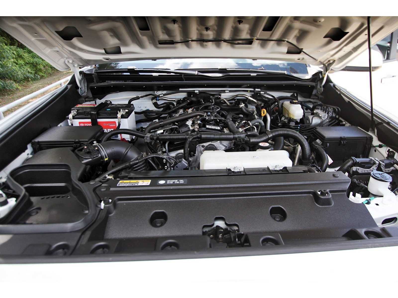 Used 2025 Toyota 4Runner TRD Sport AWD/4WD image 31
