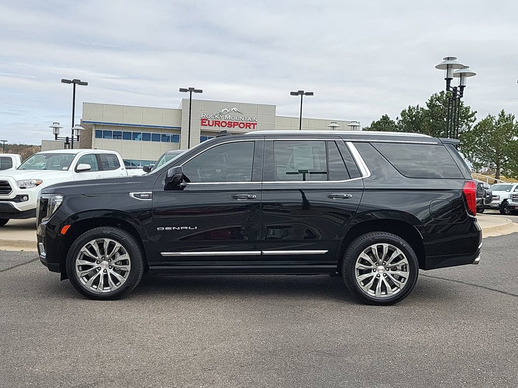 Used 2021 GMC Yukon Denali w/ Denali Premium Package image 7