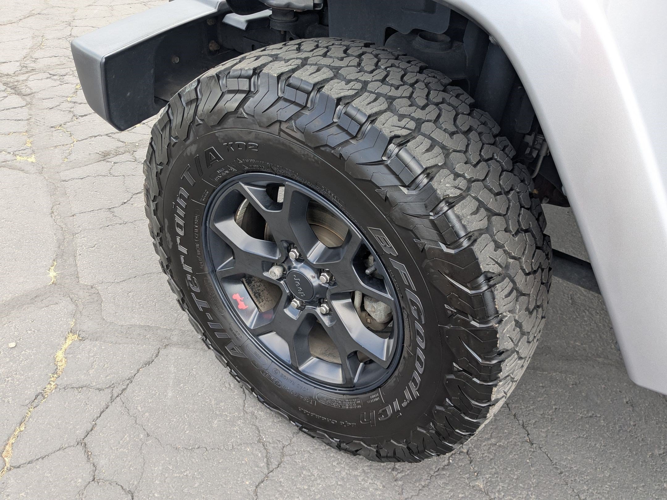 Used 2014 Jeep Wrangler Unlimited Sahara w/ Max Tow Package AWD/4WD image 37
