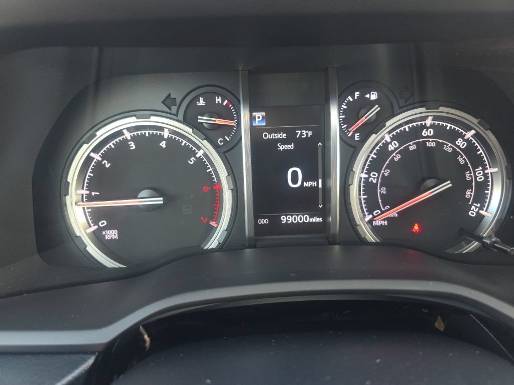 Used 2021 Toyota 4Runner TRD Off-Road Premium w/ Moonroof Package AWD/4WD image 14