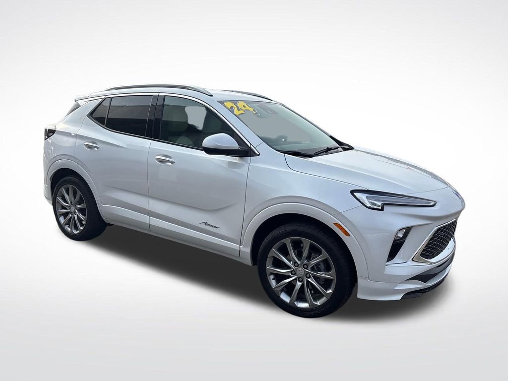 Used 2024 Buick Encore GX Avenir w/ Avenir Convenience Package AWD/4WD image 11