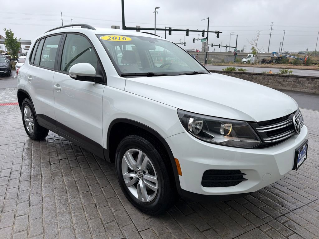 Used 2016 Volkswagen Tiguan S AWD/4WD image 7