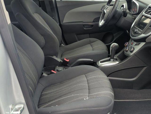 Used 2019 Chevrolet Sonic LT w/ Convenience Package image 27