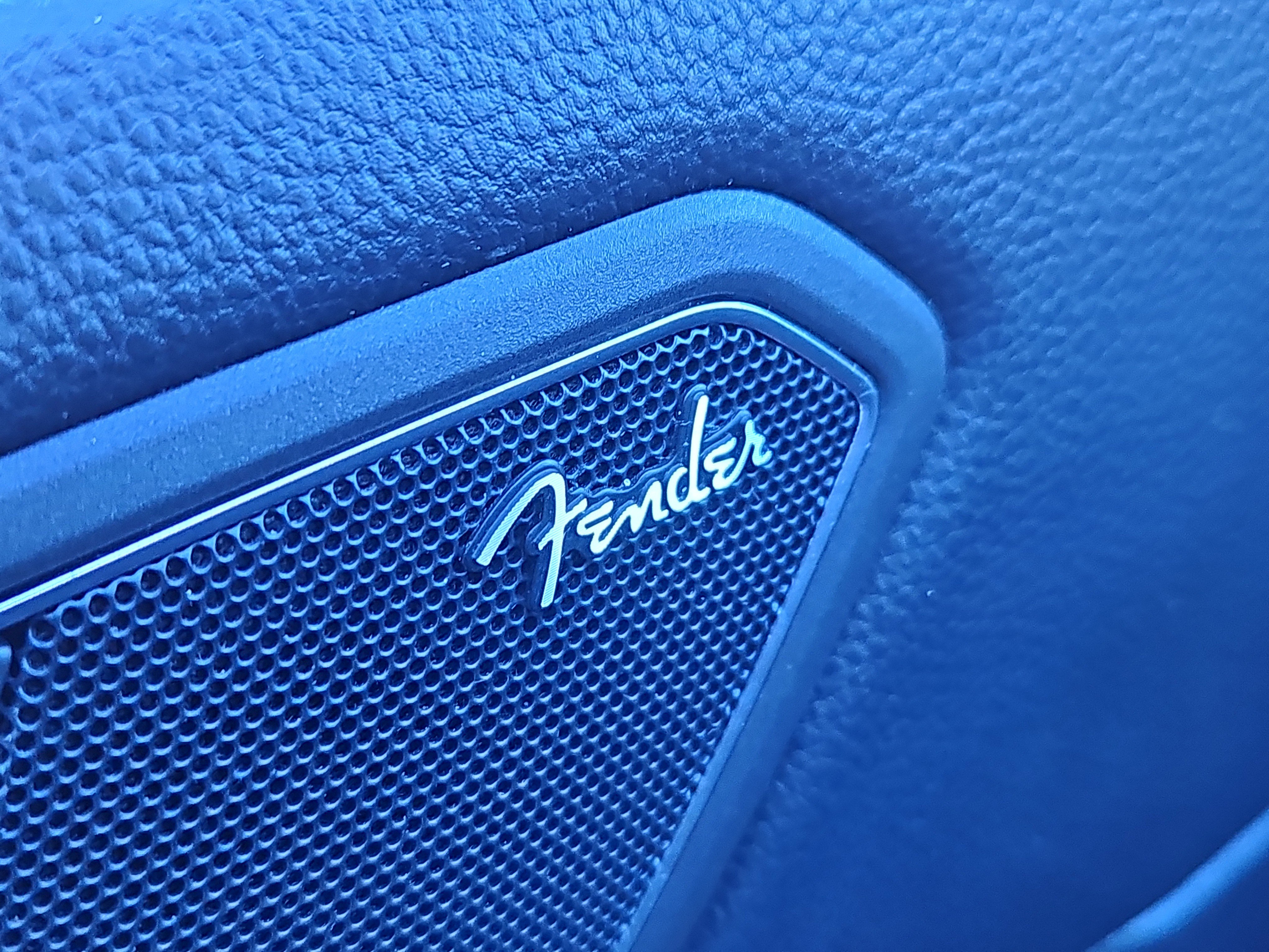 Used 2019 Volkswagen Tiguan SEL Premium image 13