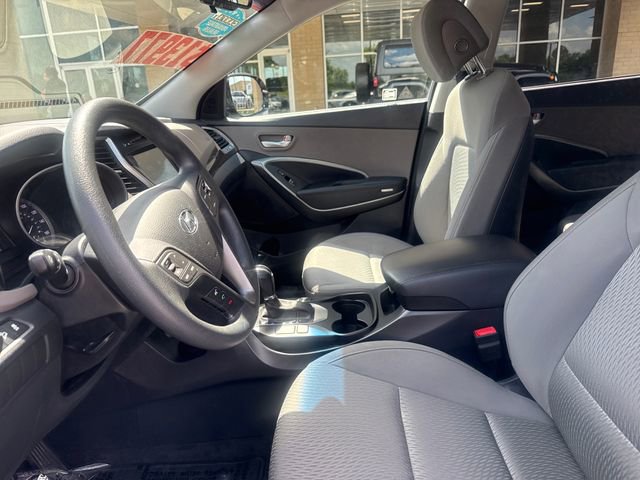 Used 2018 Hyundai Santa Fe SE FWD image 8