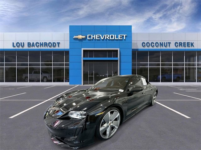 Used 2020 Porsche Taycan Turbo image 4