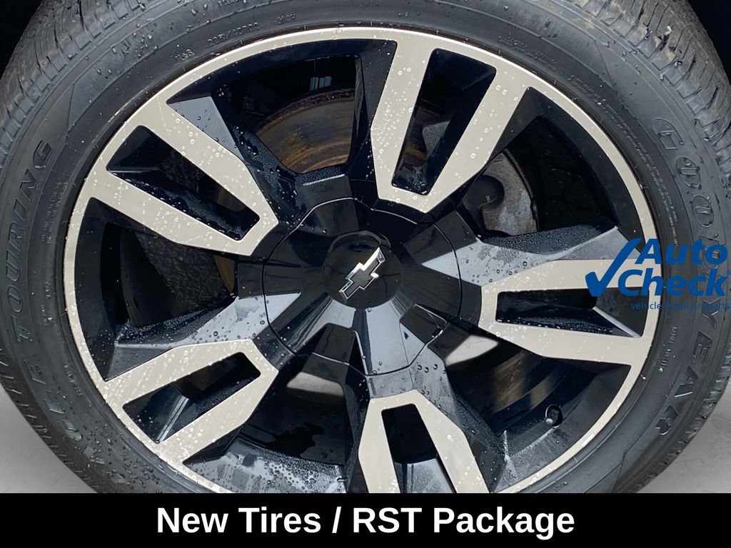 Used 2019 Chevrolet Tahoe Premier w/ RST 6.2L Performance Edition AWD/4WD image 30