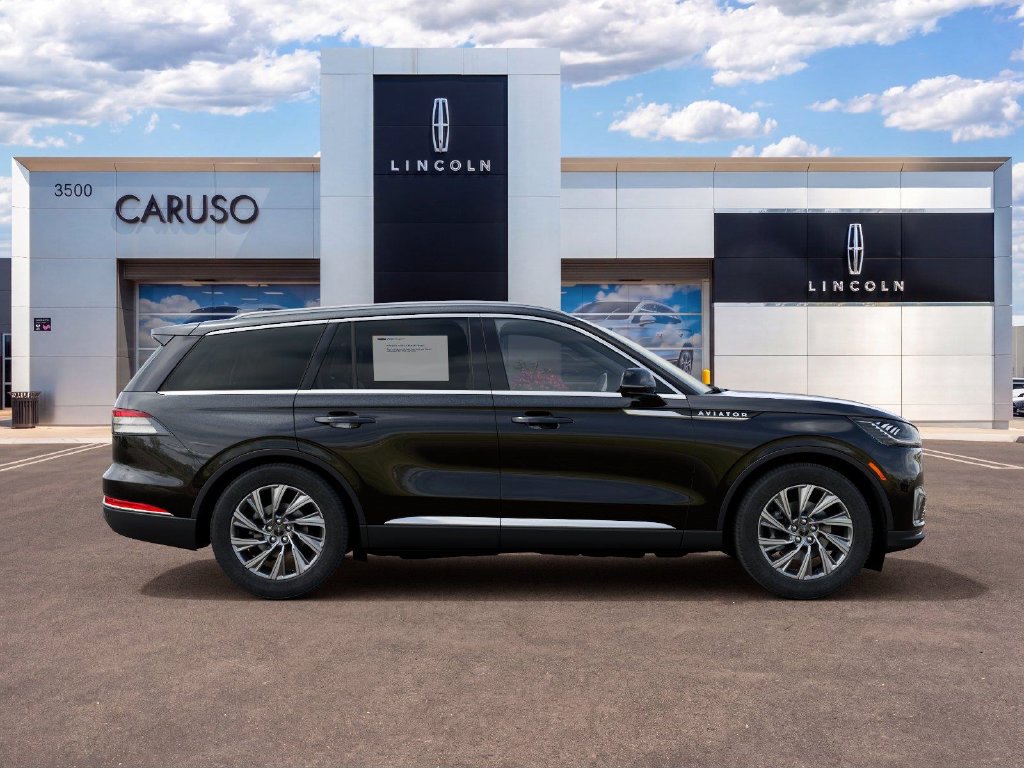 New 2027 Lincoln Aviator AWD image 5