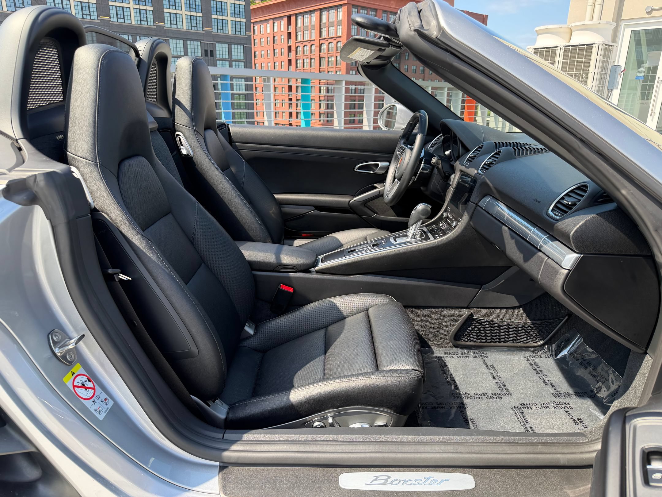 Certified 2024 Porsche 718 Boxster RWD image 22