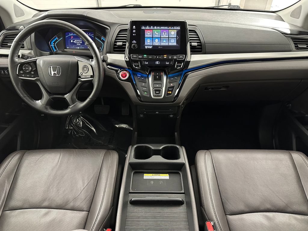 Used 2019 Honda Odyssey Elite image 3