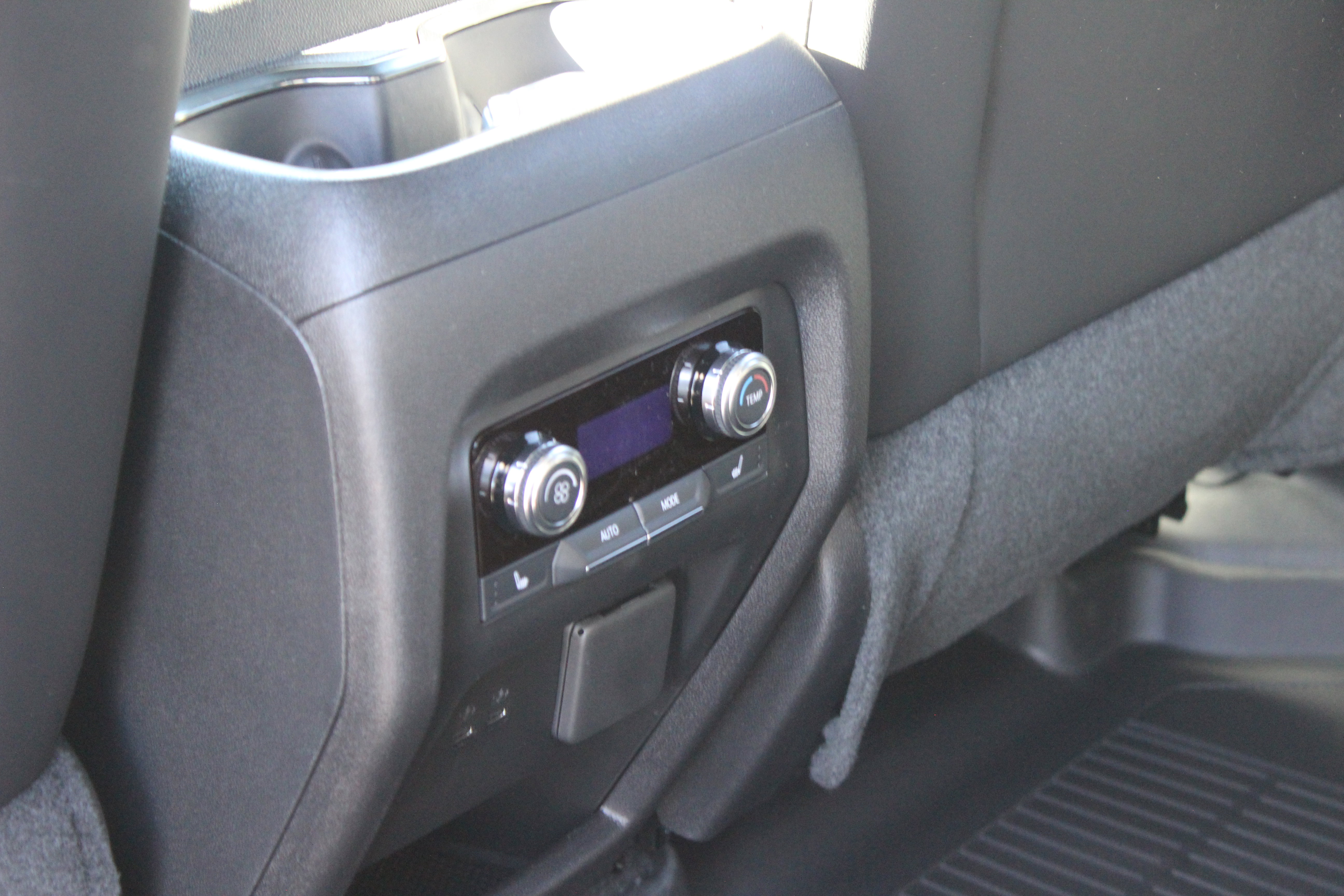 New 2026 GMC Acadia AT4 image 26