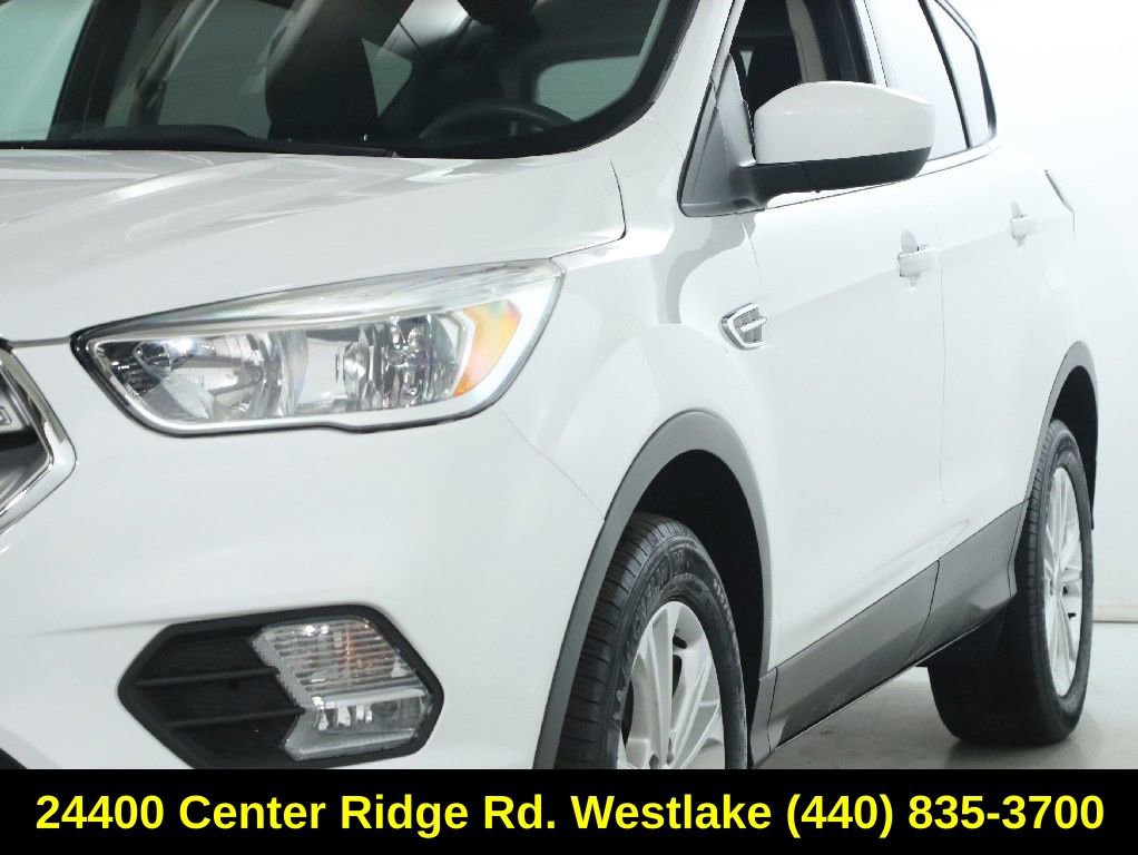 Used 2018 Ford Escape SE w/ Ford Safe & Smart Package image 5