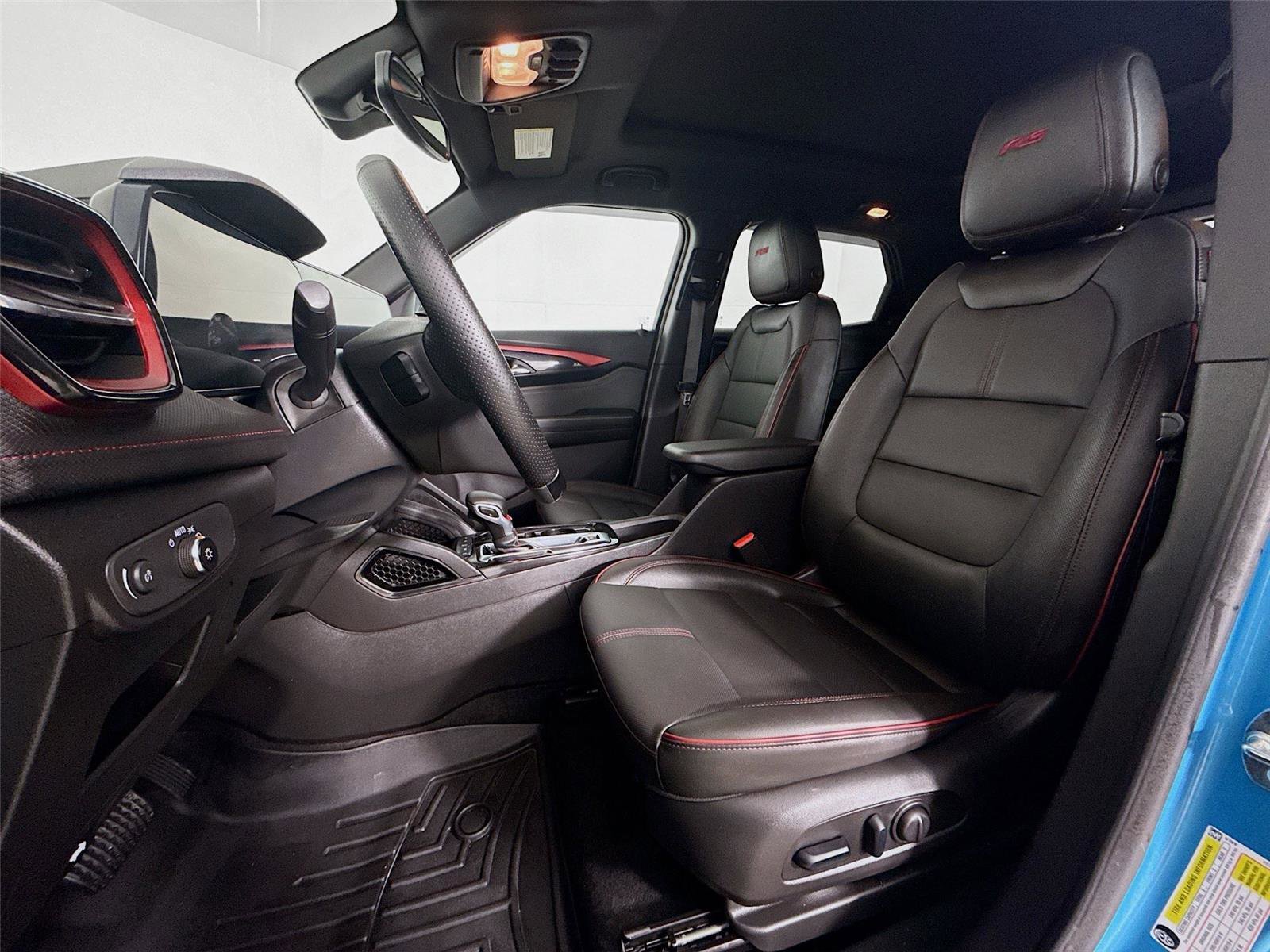 Used 2025 Chevrolet TrailBlazer RS w/ Convenience Package image 21