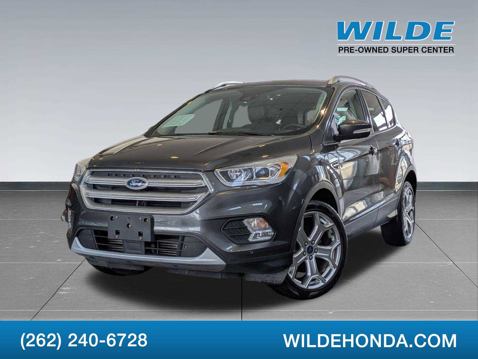 Used 2019 Ford Escape Titanium image 1