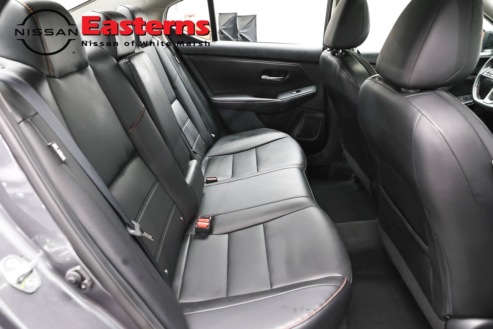 Used 2023 Nissan Sentra SR w/ SR Premium Package FWD image 23