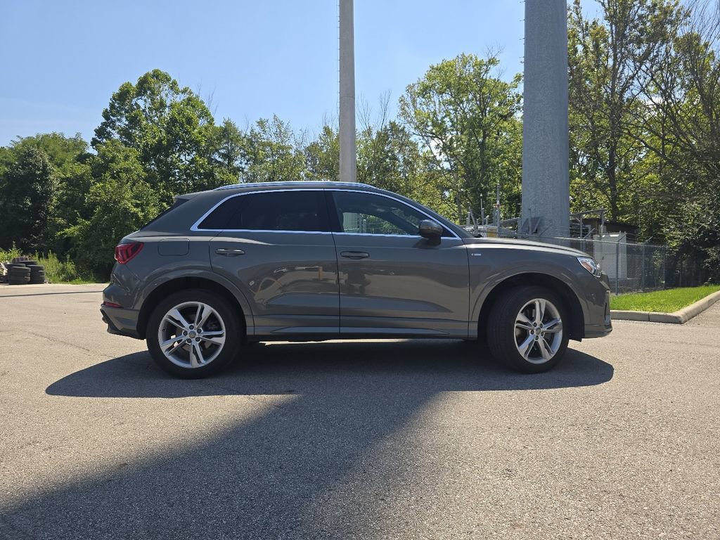 Used 2020 Audi Q3 2.0T Premium Plus w/ Premium Plus Package AWD/4WD image 15