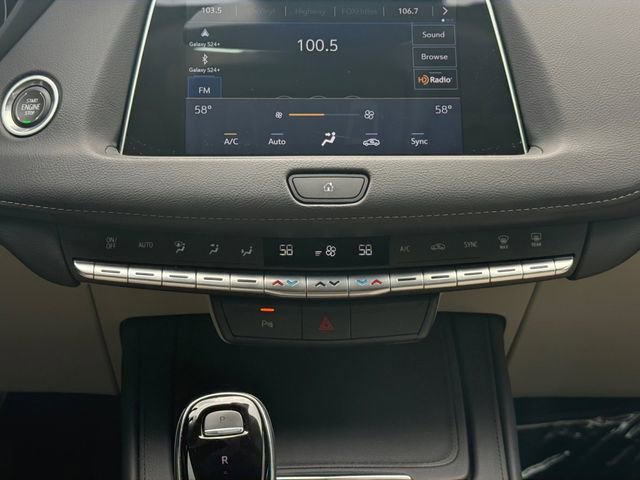 Used 2023 Cadillac XT4 Luxury image 4