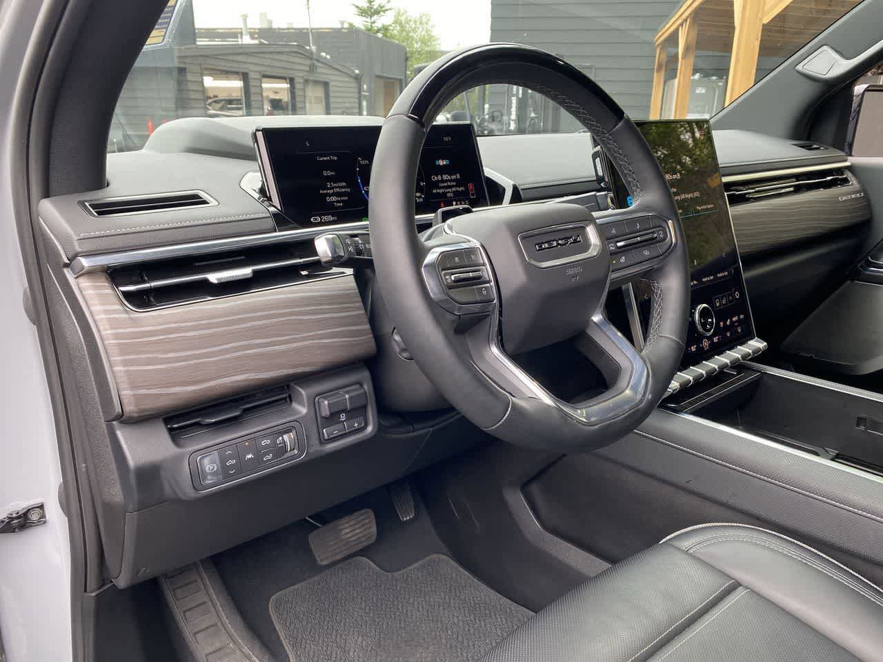 Used 2025 GMC Sierra EV Denali AWD/4WD image 2
