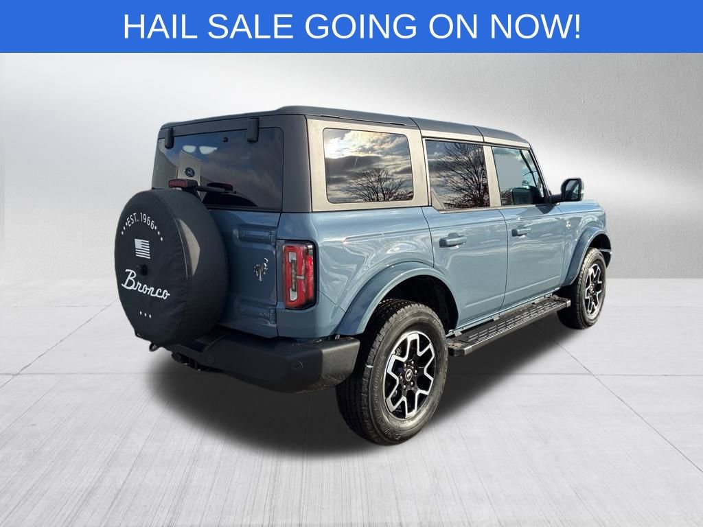 Used 2024 Ford Bronco Outer Banks image 8