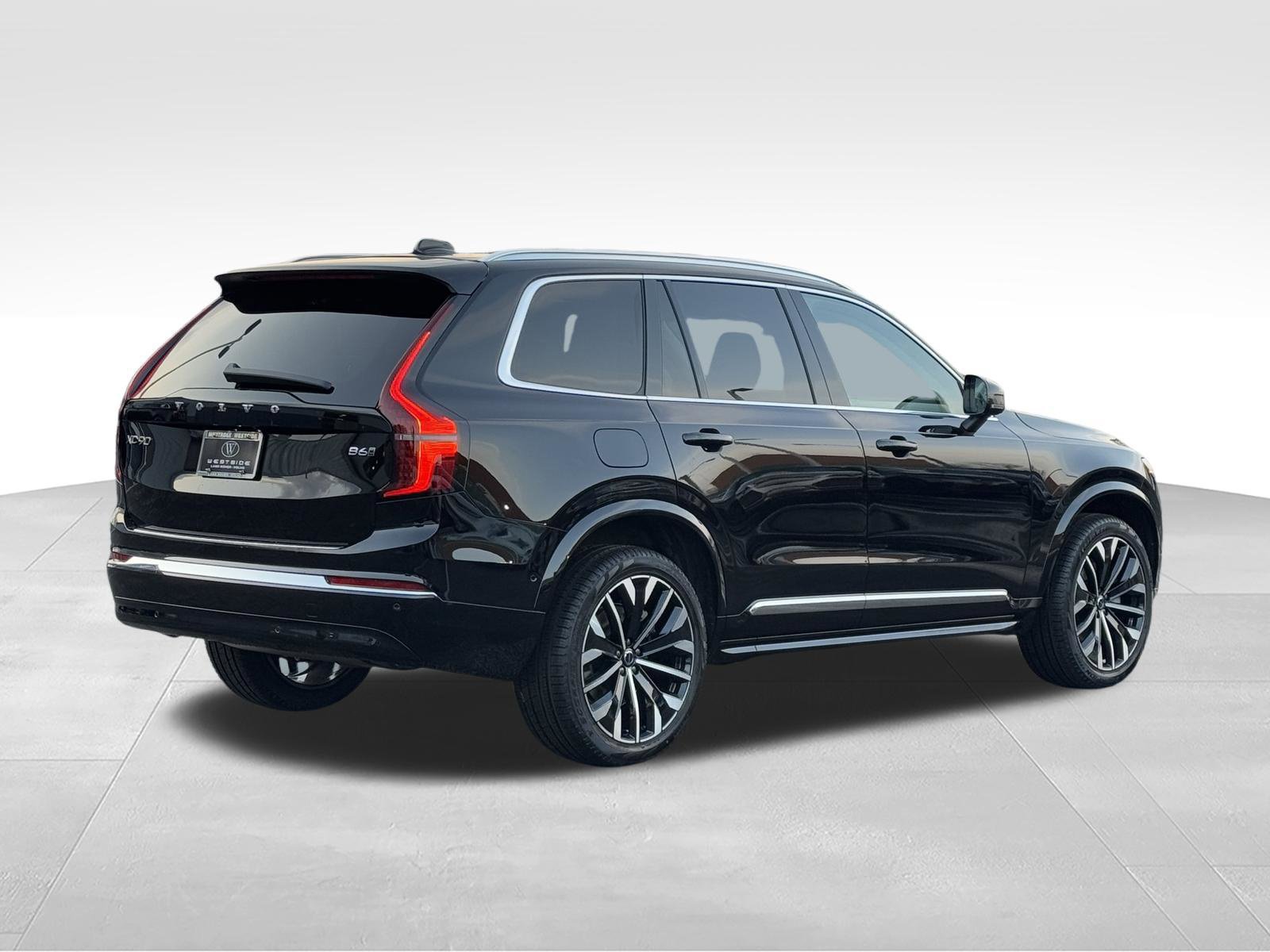 New 2026 Volvo XC90 B6 Plus w/ Protection Package Premier AWD/4WD image 6
