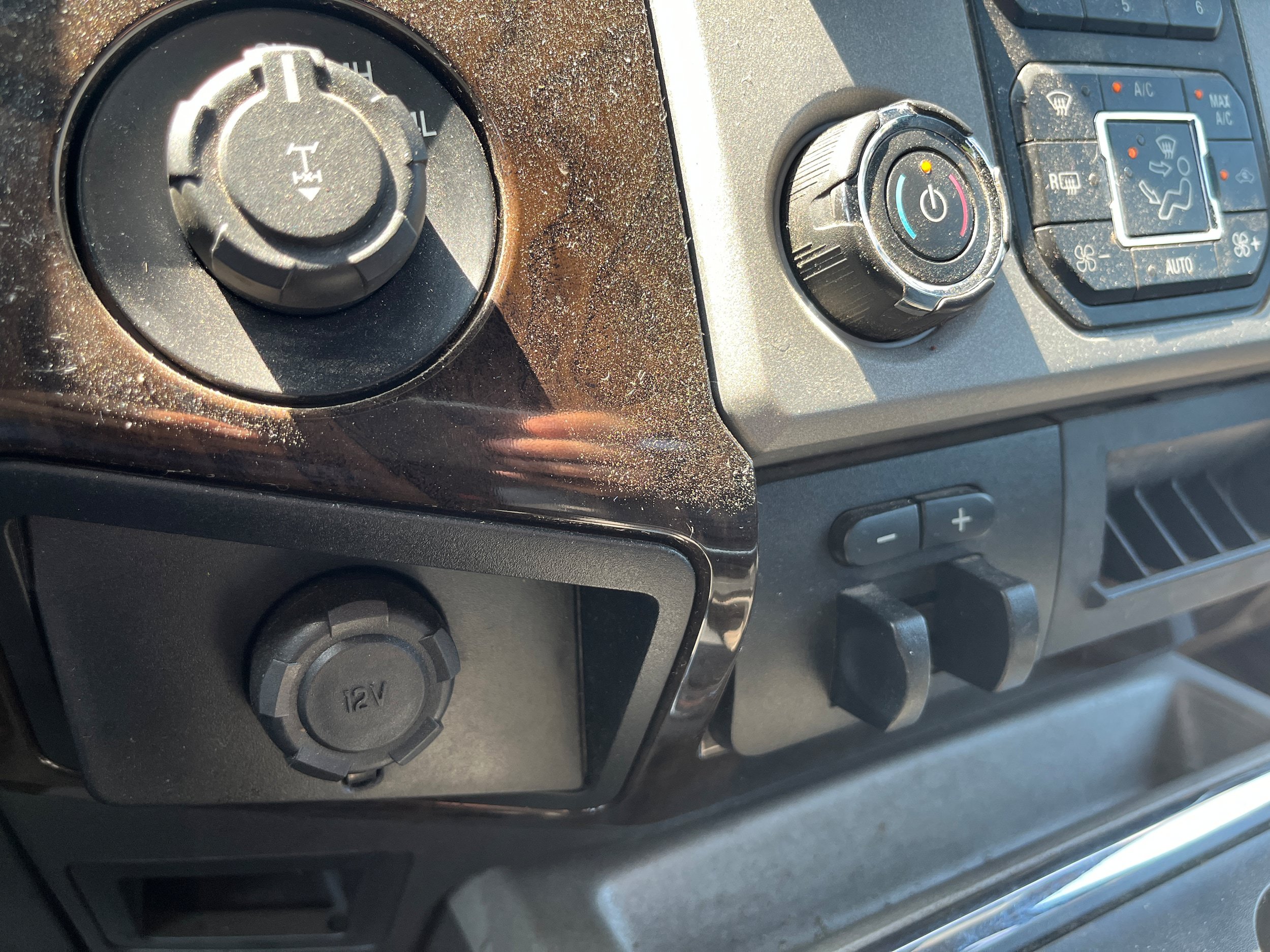 Used 2013 Ford F350 Platinum AWD/4WD image 16